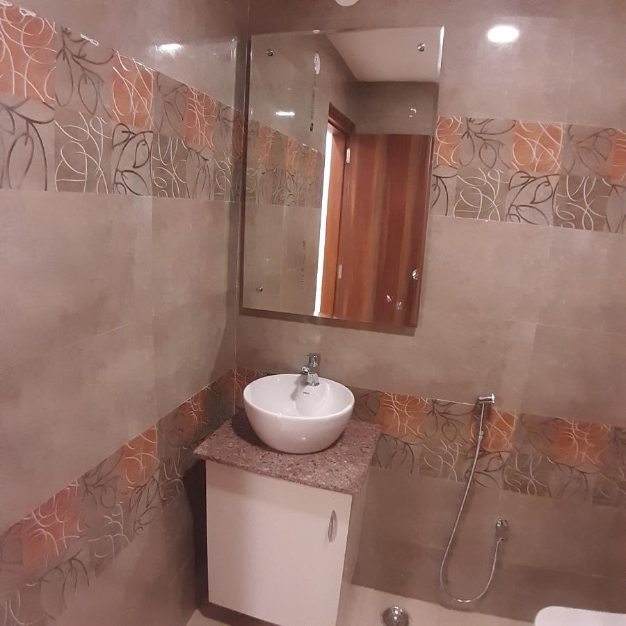 Triom Hotel Delhi  Dış mekan fotoğraf
